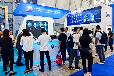 上海AEE展丨鴻利智匯汽車照明產(chǎn)品，以光為引，助力汽車產(chǎn)業(yè)智能化發(fā)展